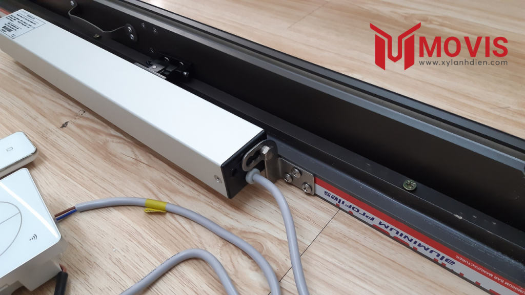movis-w-c40c